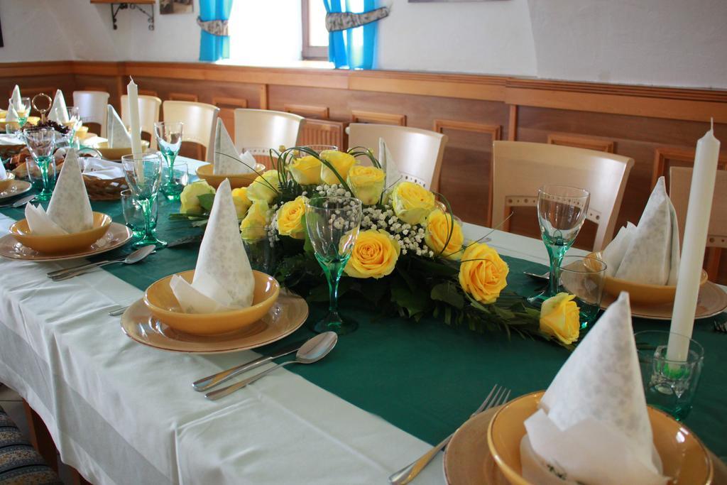 Guesthouse Veles Slovenska Bistrica Extérieur photo
