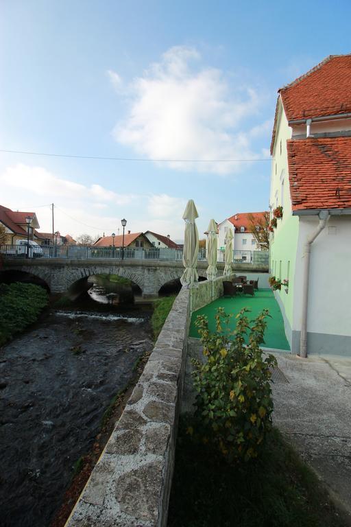 Guesthouse Veles Slovenska Bistrica Extérieur photo